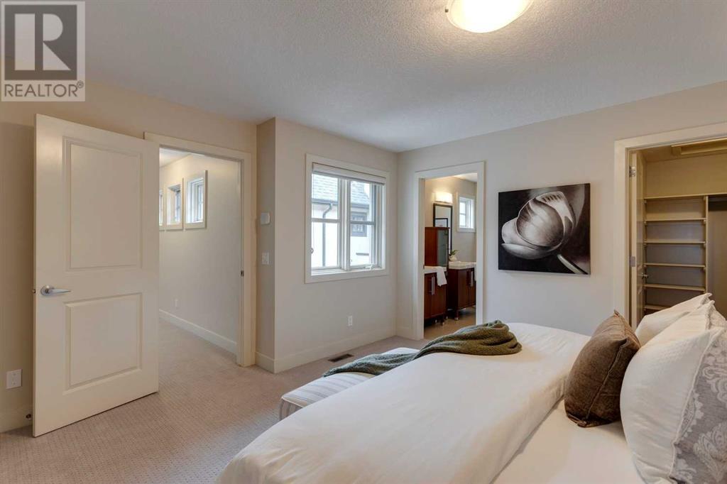 Single Family House for Sale in    Street SW Killarney/Glengarry Calgary 
