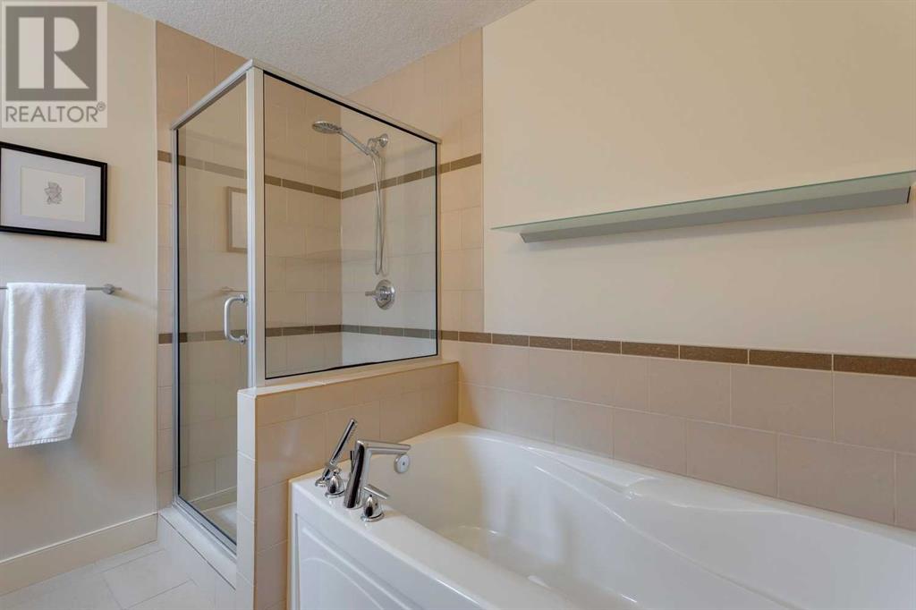 Single Family House for Sale in    Street SW Killarney/Glengarry Calgary 