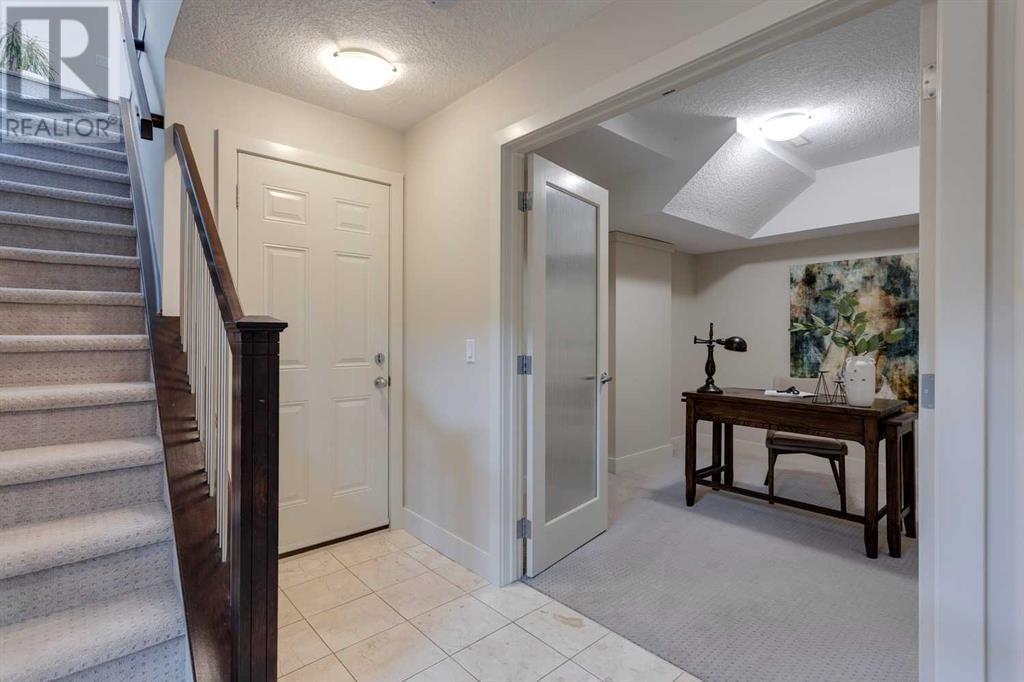 Single Family House for Sale in    Street SW Killarney/Glengarry Calgary 