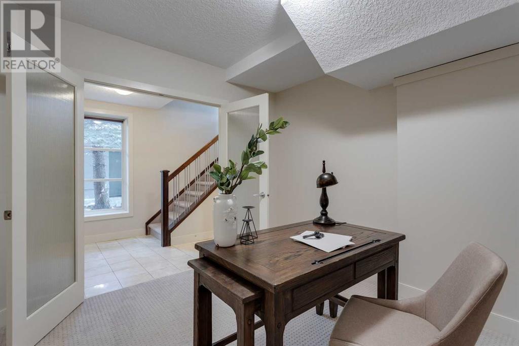Single Family House for Sale in    Street SW Killarney/Glengarry Calgary 
