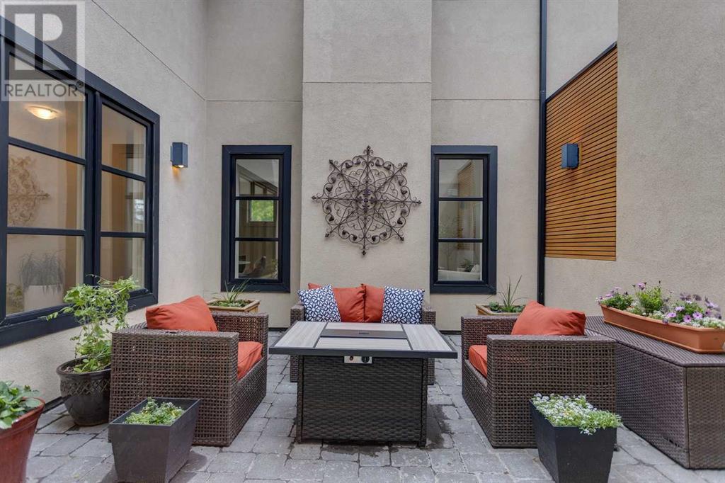 Single Family House for Sale in    Street SW Killarney/Glengarry Calgary 