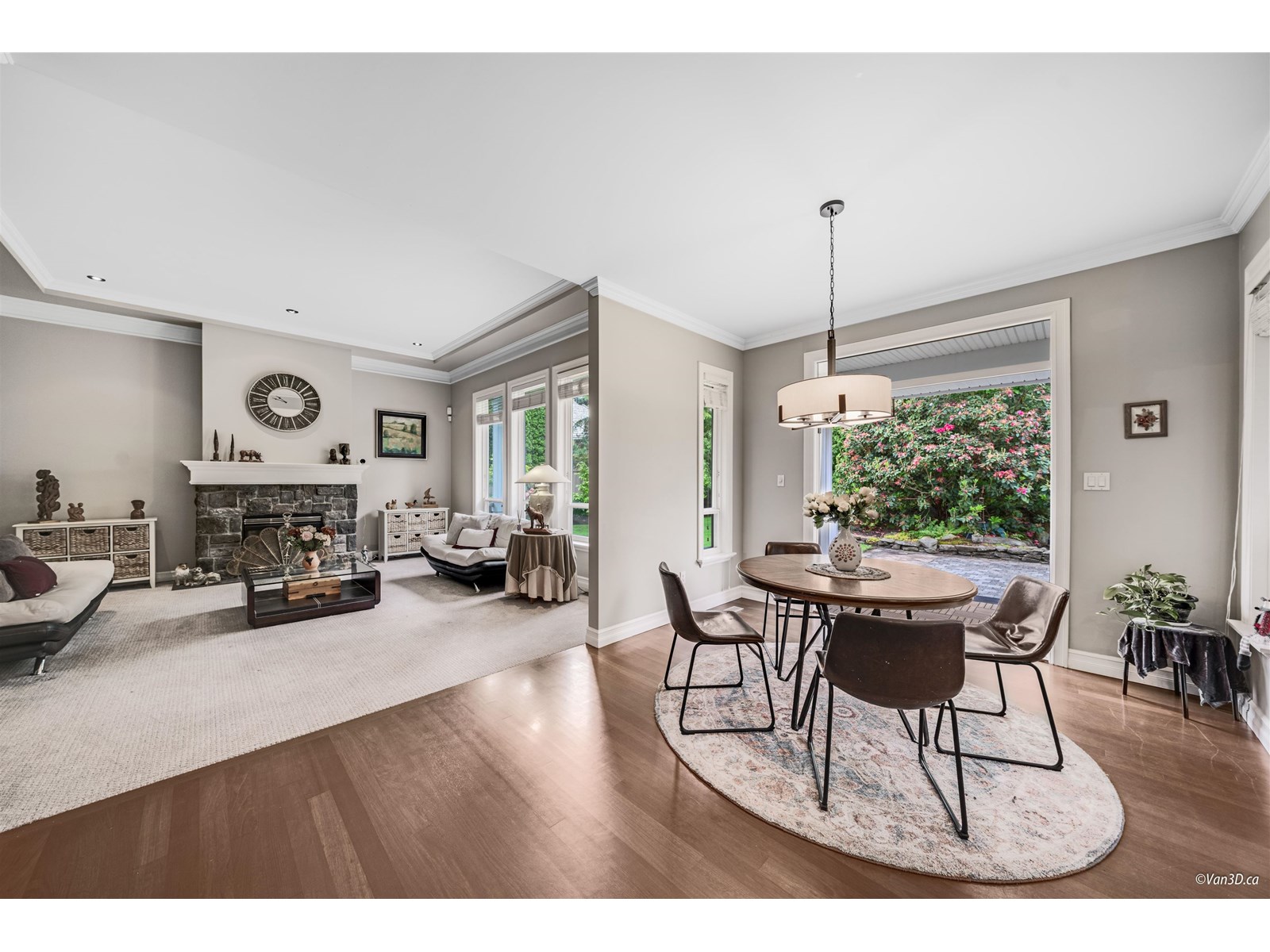 Photo 9 of 15828 Somerset Place, Surrey BC