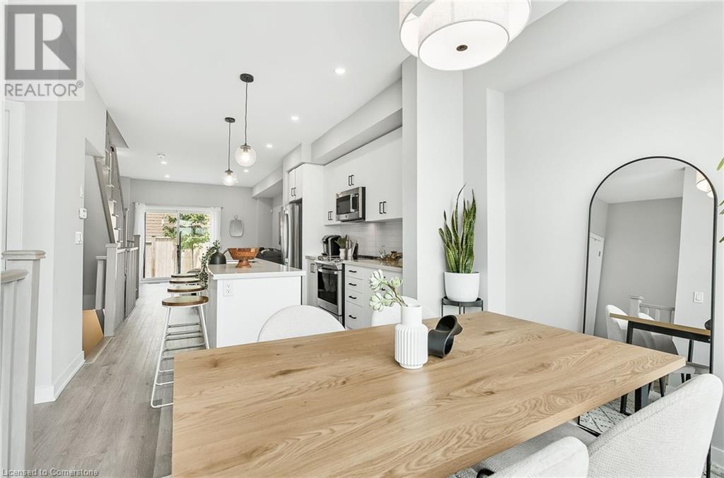 Photo 14 of 527 Shaver Road Road Unit 7, Ancaster ON