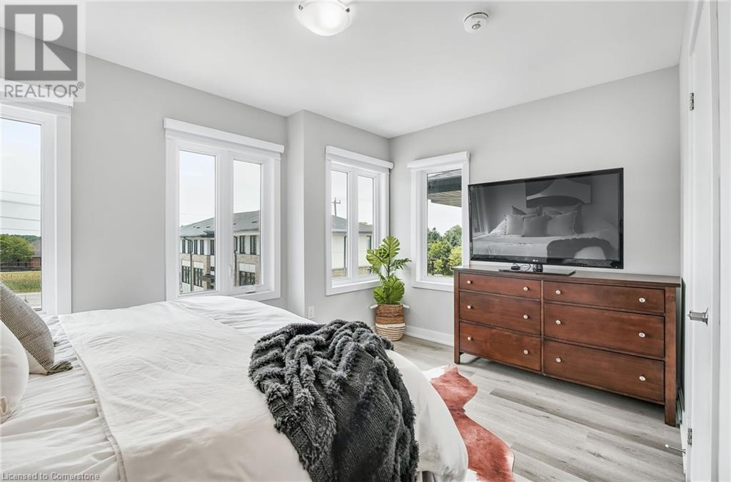 Photo 33 of 527 Shaver Road Road Unit 7, Ancaster ON
