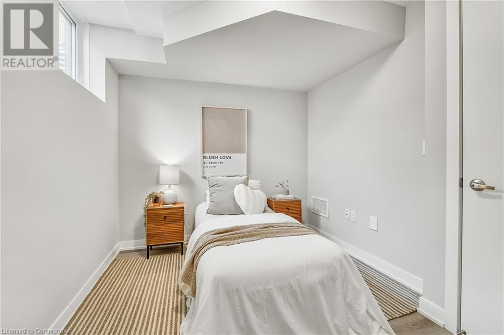 Photo 43 of 527 Shaver Road Road Unit 7, Ancaster ON