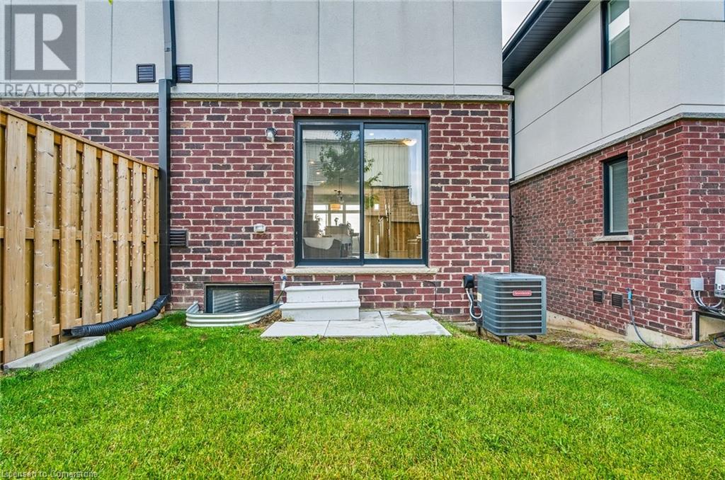 Photo 49 of 527 Shaver Road Road Unit 7, Ancaster ON