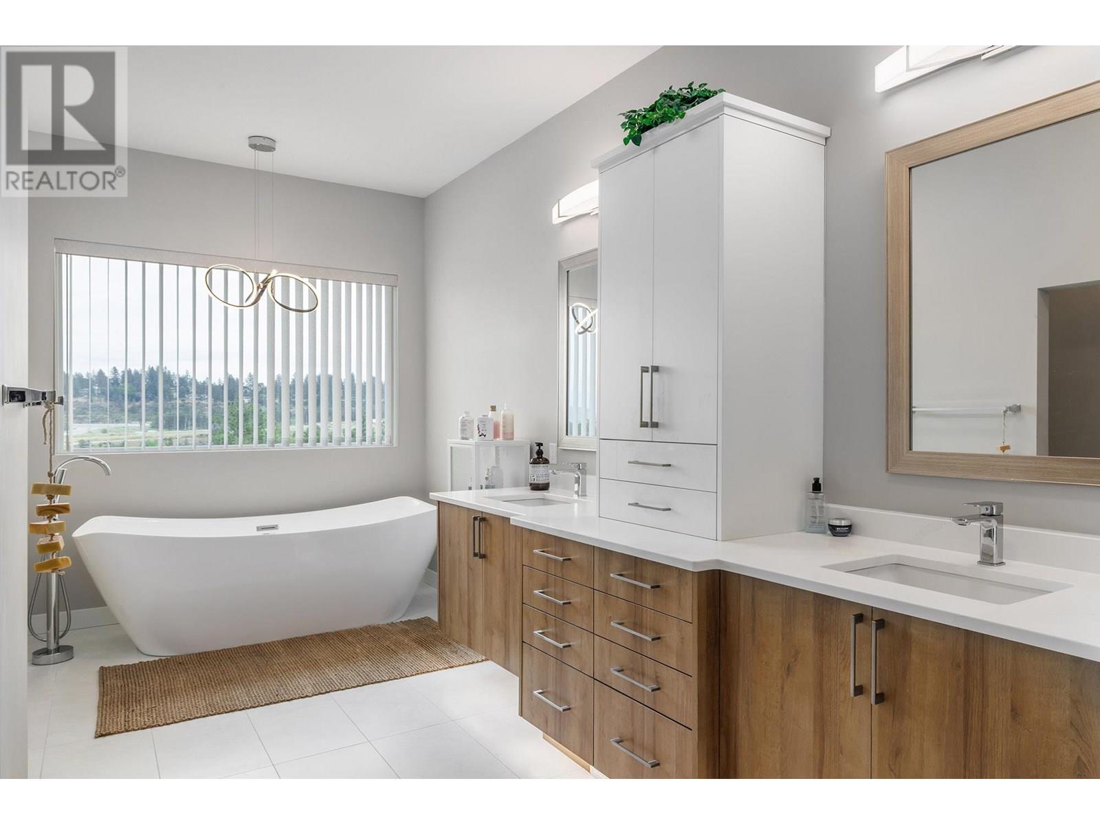 26 830 Westview Way, West Kelowna