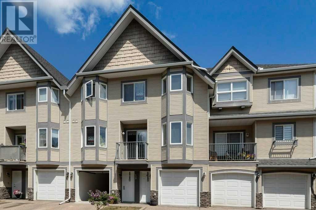Single Family House for Sale in  Cedarwood Lane SW Cedarbrae Calgary 