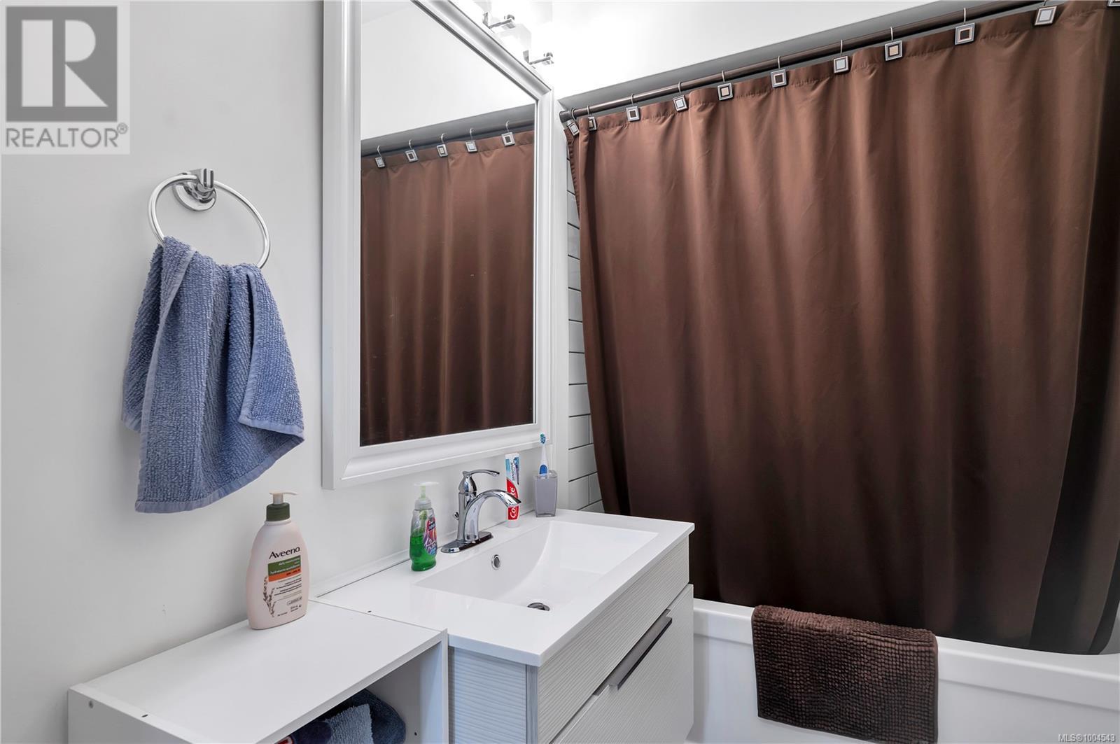 465 Elizabeth Rd, Campbell River