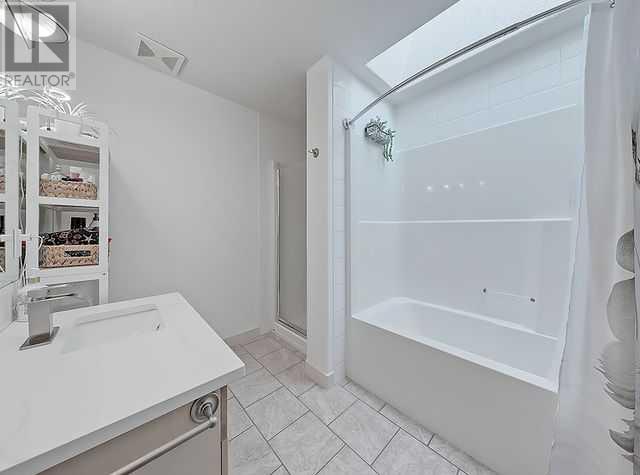 Single Family House for Sale in   Avenue NE Winston Heights/Mountview Calgary 