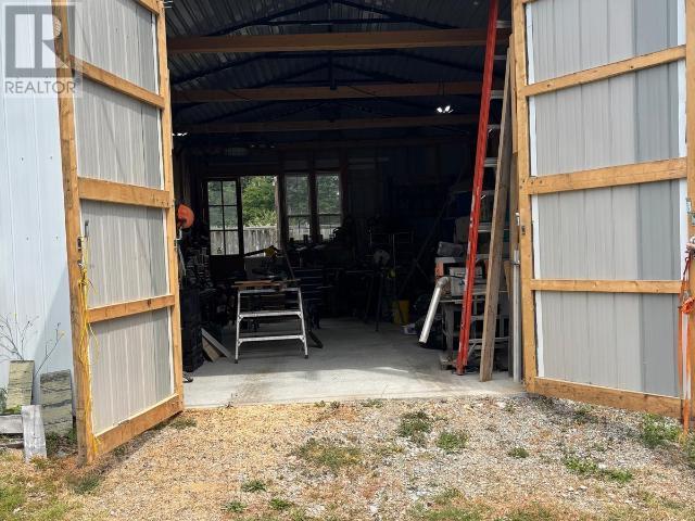 4710 ALDER, Texada Island
