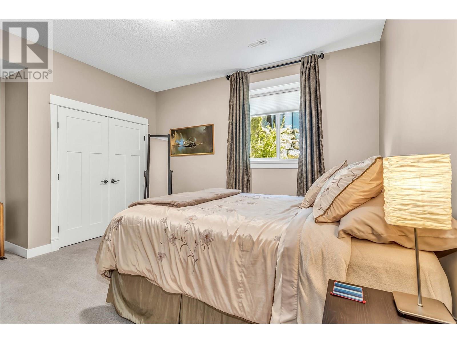 8780 Braeburn Drive, Coldstream