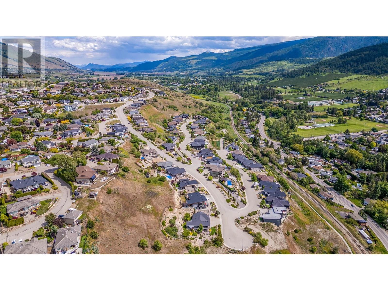 8780 Braeburn Drive, Coldstream