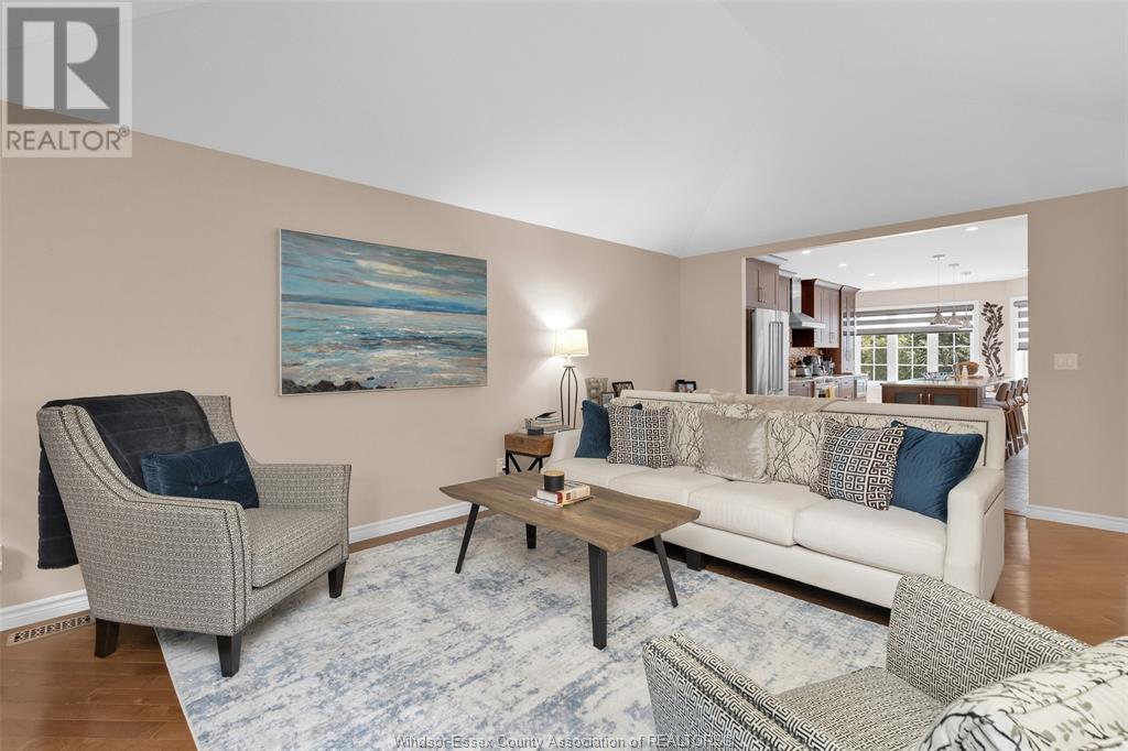 Photo 8 of 32 Robson Road Unit 2, Leamington ON