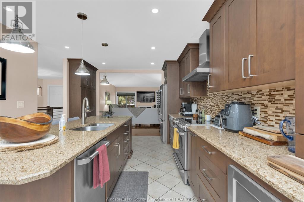 Photo 12 of 32 Robson Road Unit 2, Leamington ON