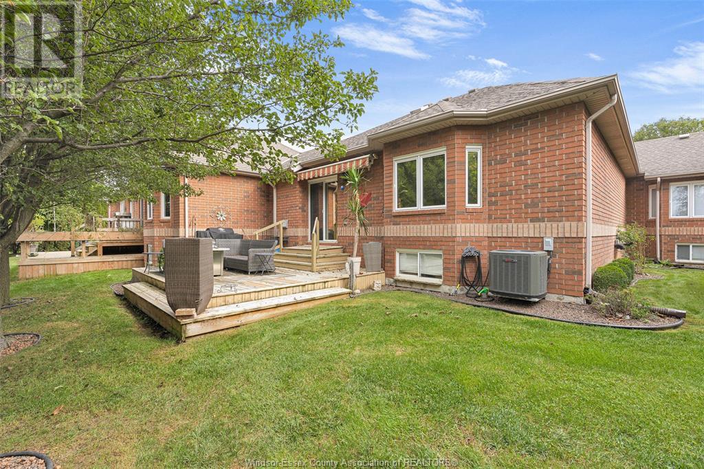 Photo 30 of 32 Robson Road Unit 2, Leamington ON