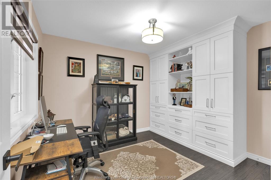 Photo 16 of 32 Robson Road Unit 2, Leamington ON
