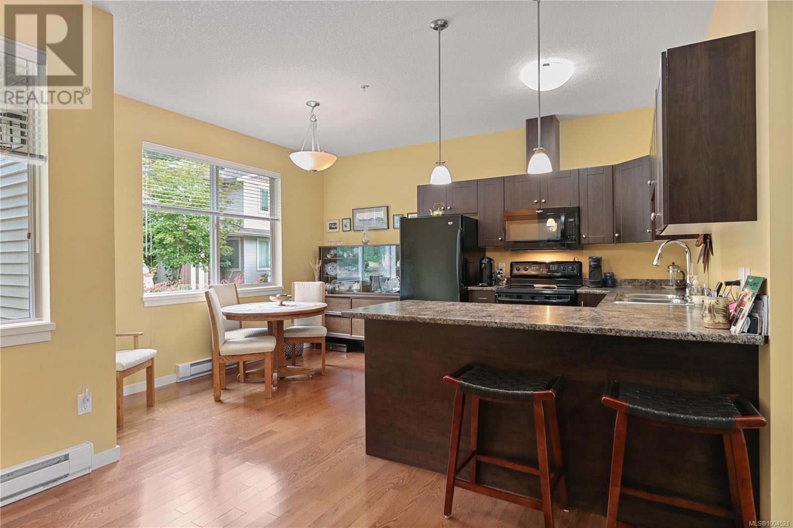 Photo 16 of 101 2169 Ridgemont Pl, Nanaimo BC