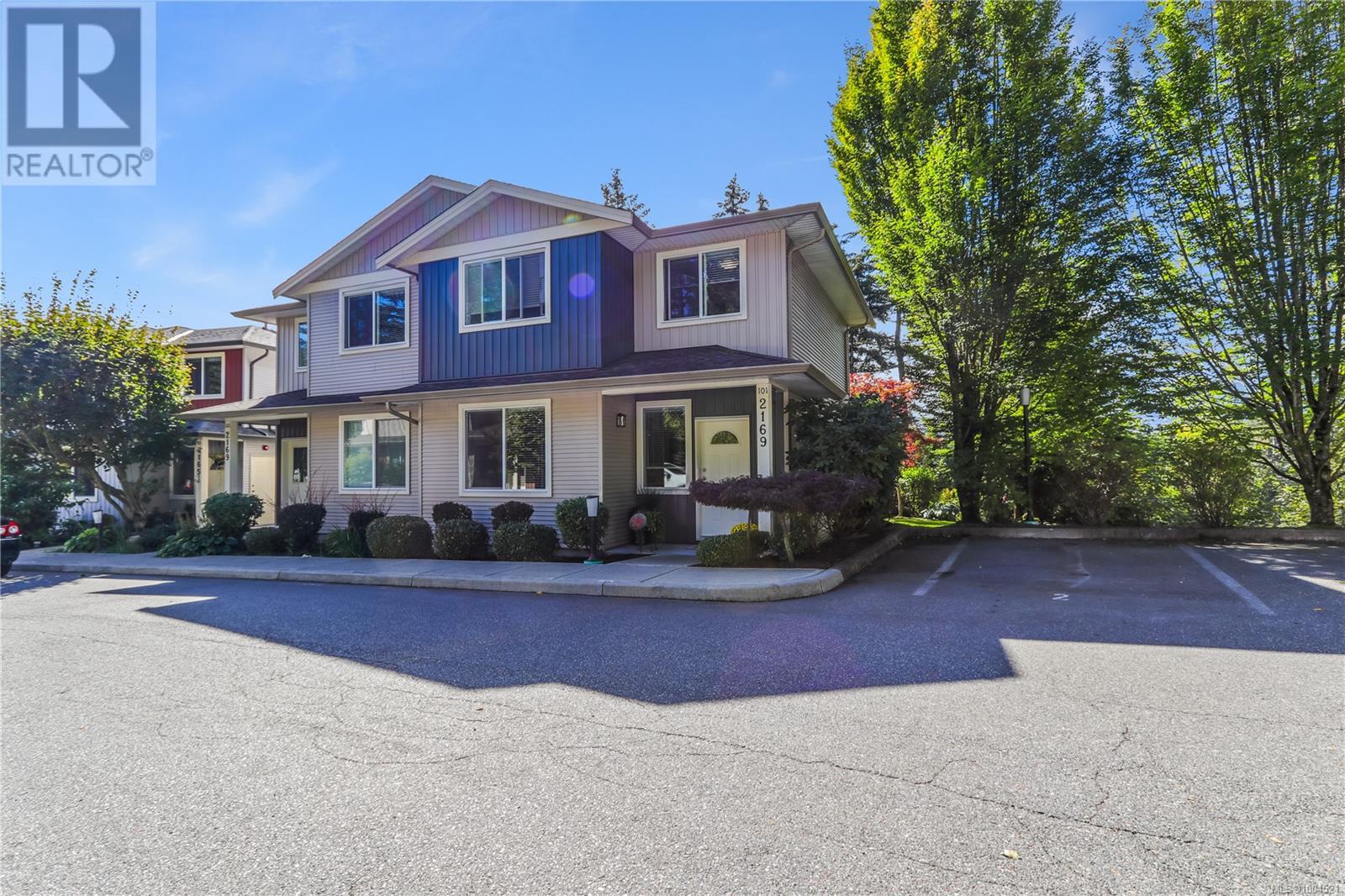 Photo 15 of 101 2169 Ridgemont Pl, Nanaimo BC
