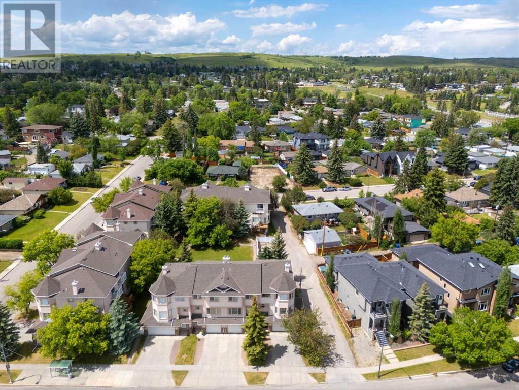 Single Family House 4 Level for Sale in  Northmount Drive NW Highwood Calgary 