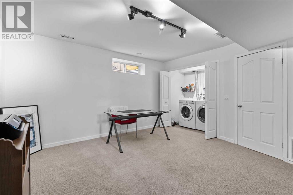 Single Family House 4 Level for Sale in  Northmount Drive NW Highwood Calgary 