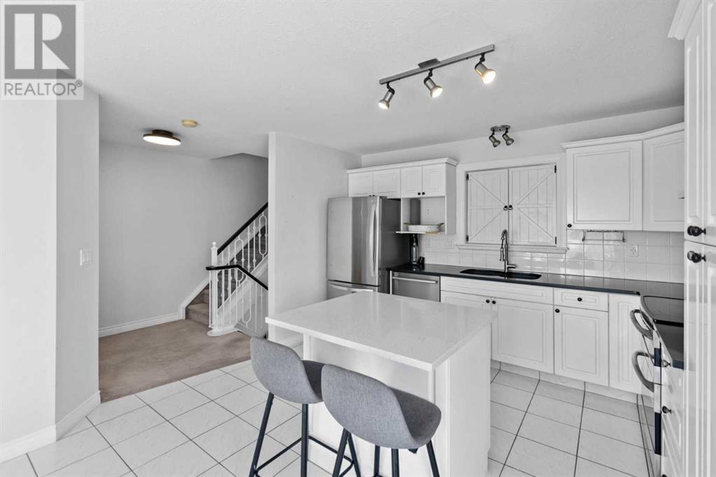 Single Family House 4 Level for Sale in  Northmount Drive NW Highwood Calgary 