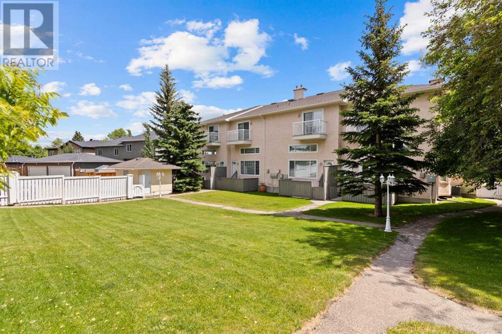 Single Family House 4 Level for Sale in  Northmount Drive NW Highwood Calgary 