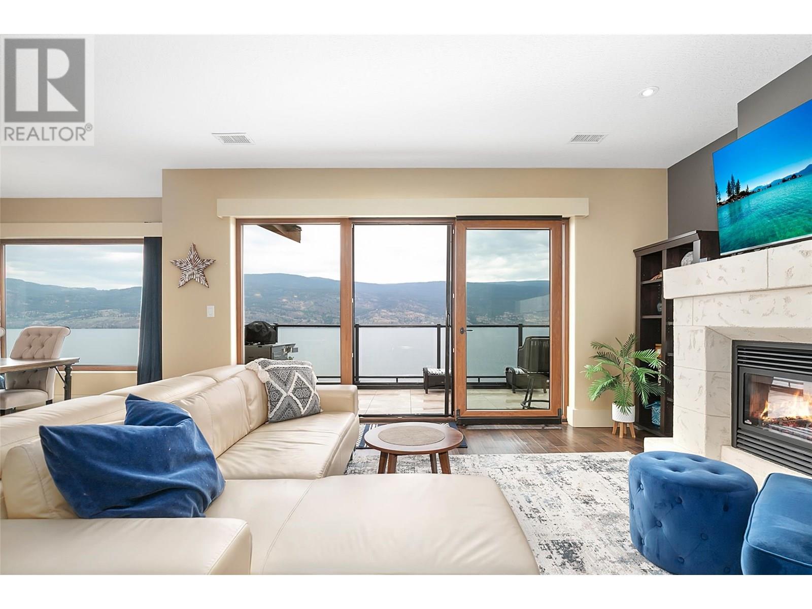 105 14419 Downtown Avenue, Summerland