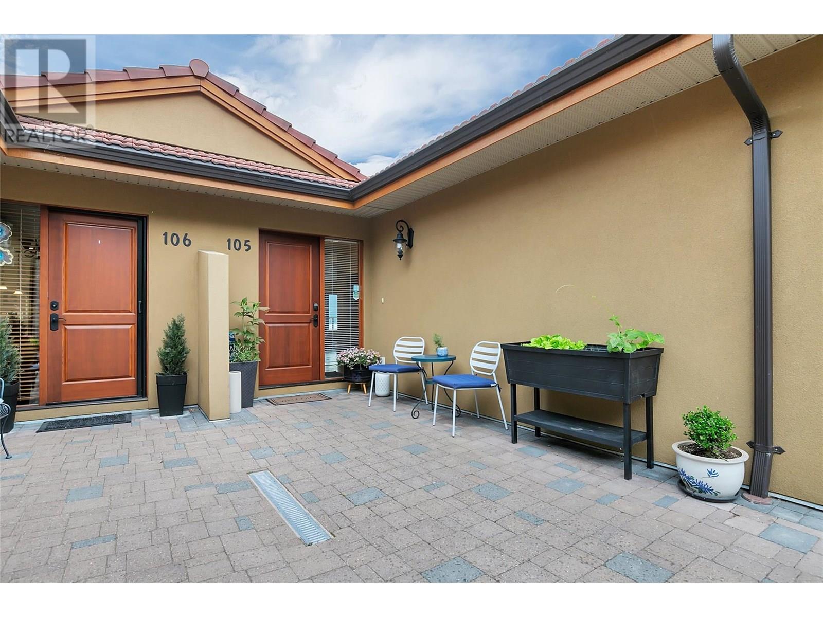 105 14419 Downtown Avenue, Summerland