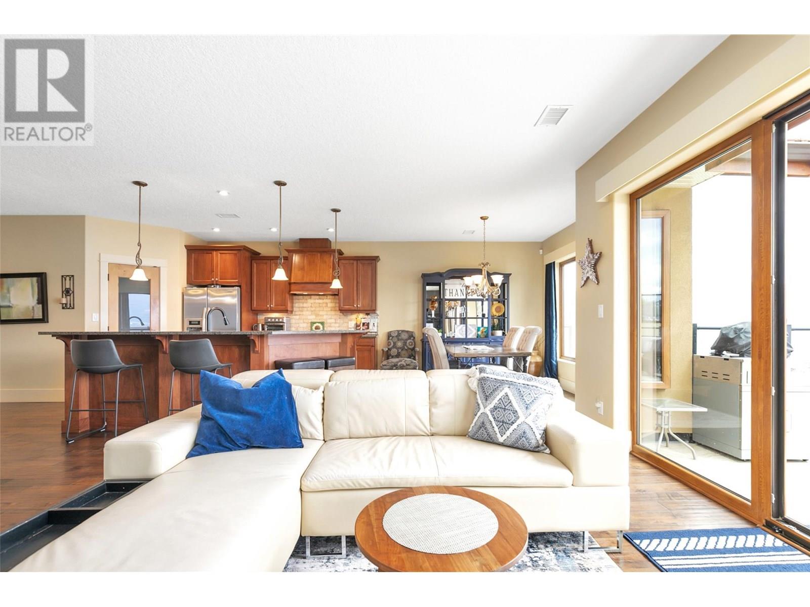 105 14419 Downtown Avenue, Summerland