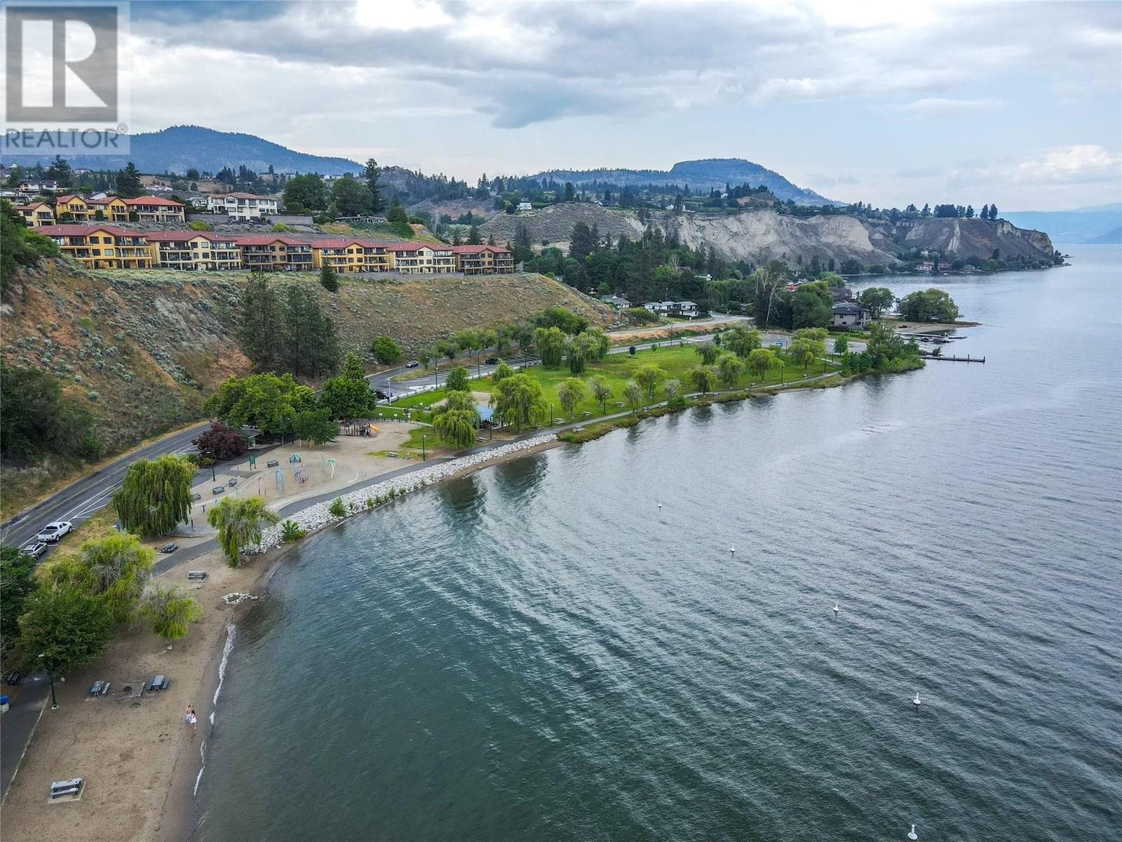 105 14419 Downtown Avenue, Summerland