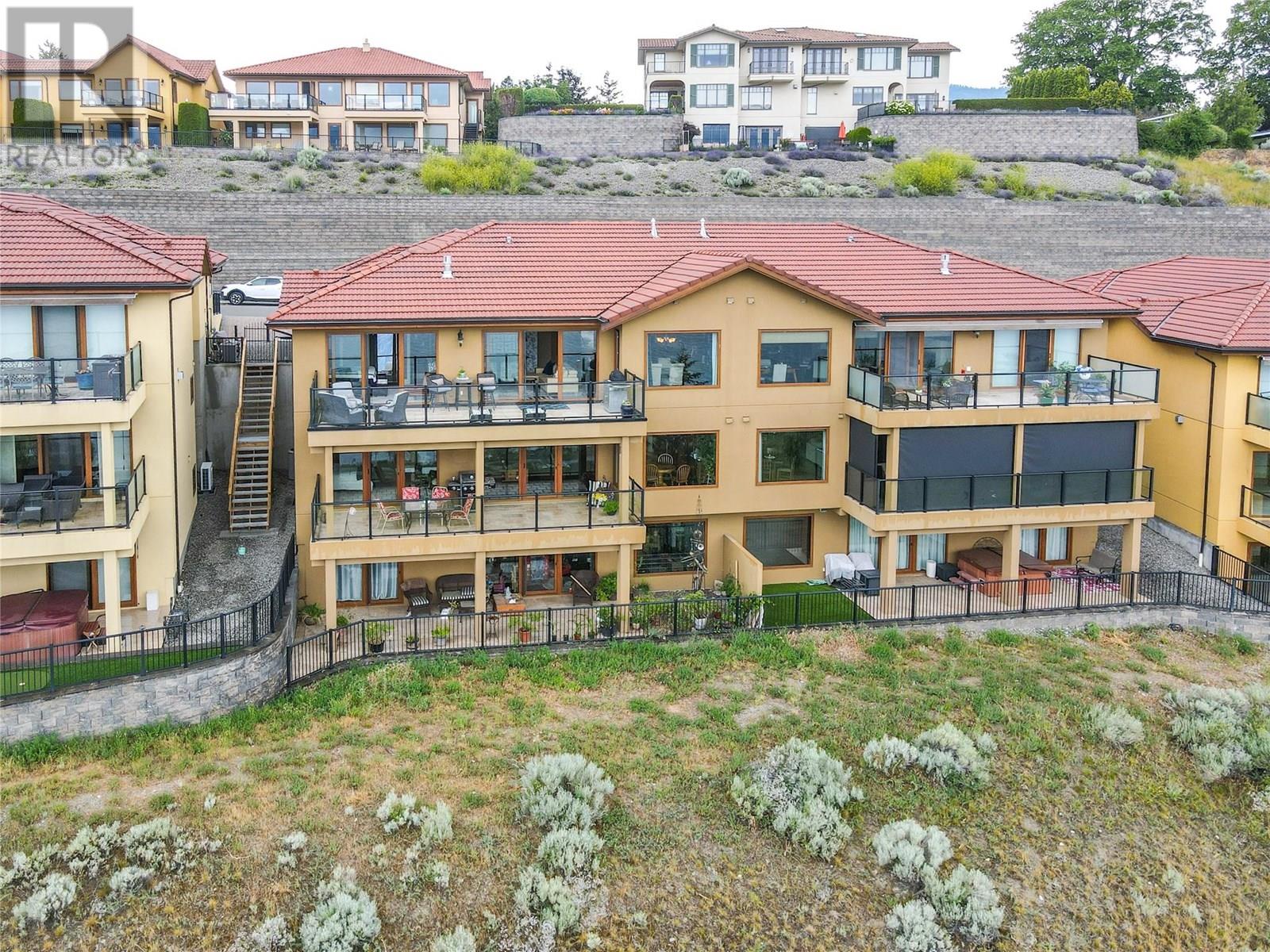 105 14419 Downtown Avenue, Summerland