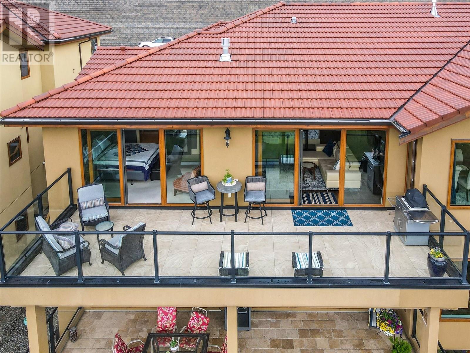 105 14419 Downtown Avenue, Summerland