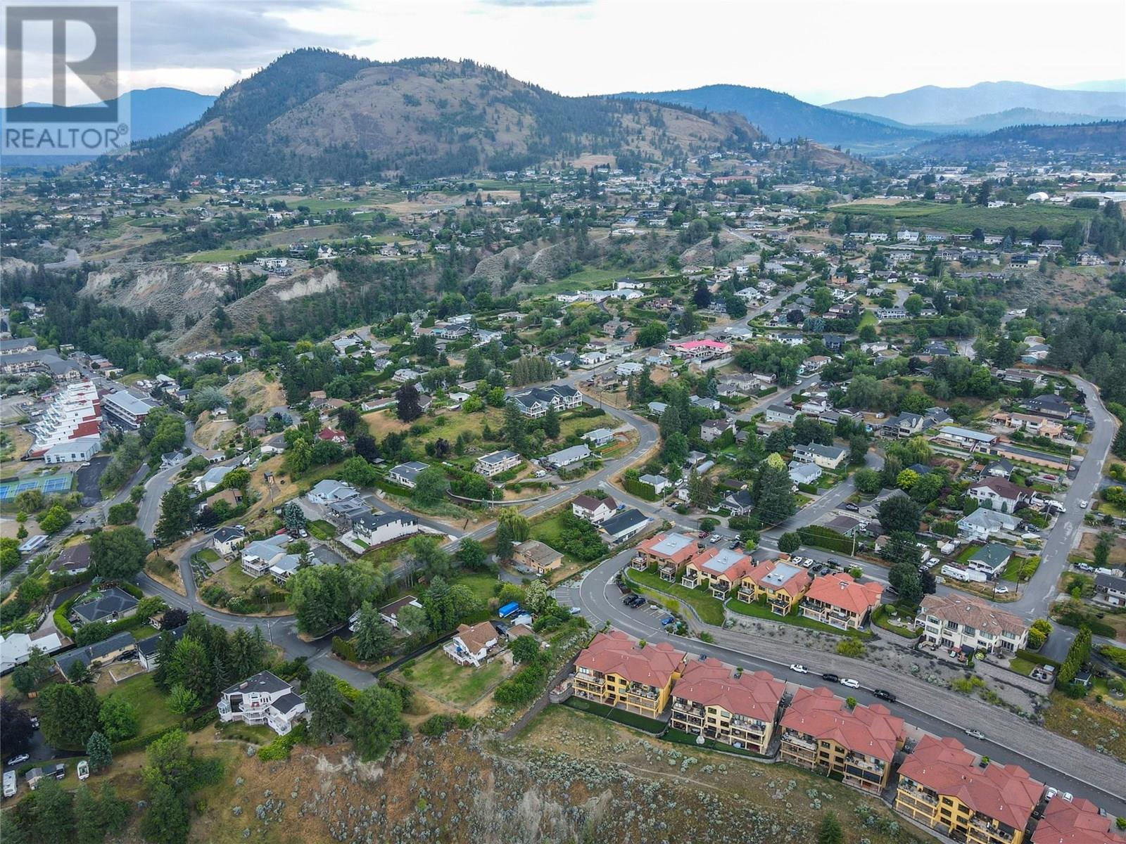 105 14419 Downtown Avenue, Summerland