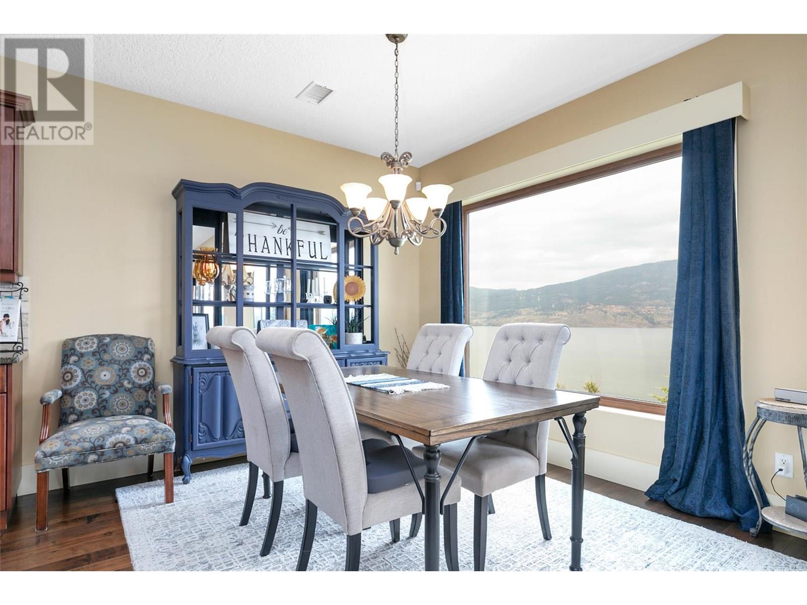 105 14419 Downtown Avenue, Summerland