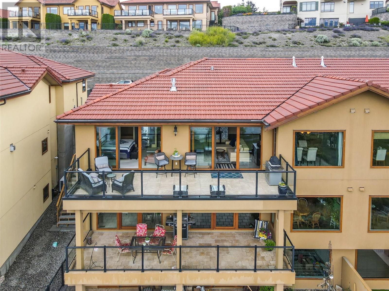 105 14419 Downtown Avenue, Summerland