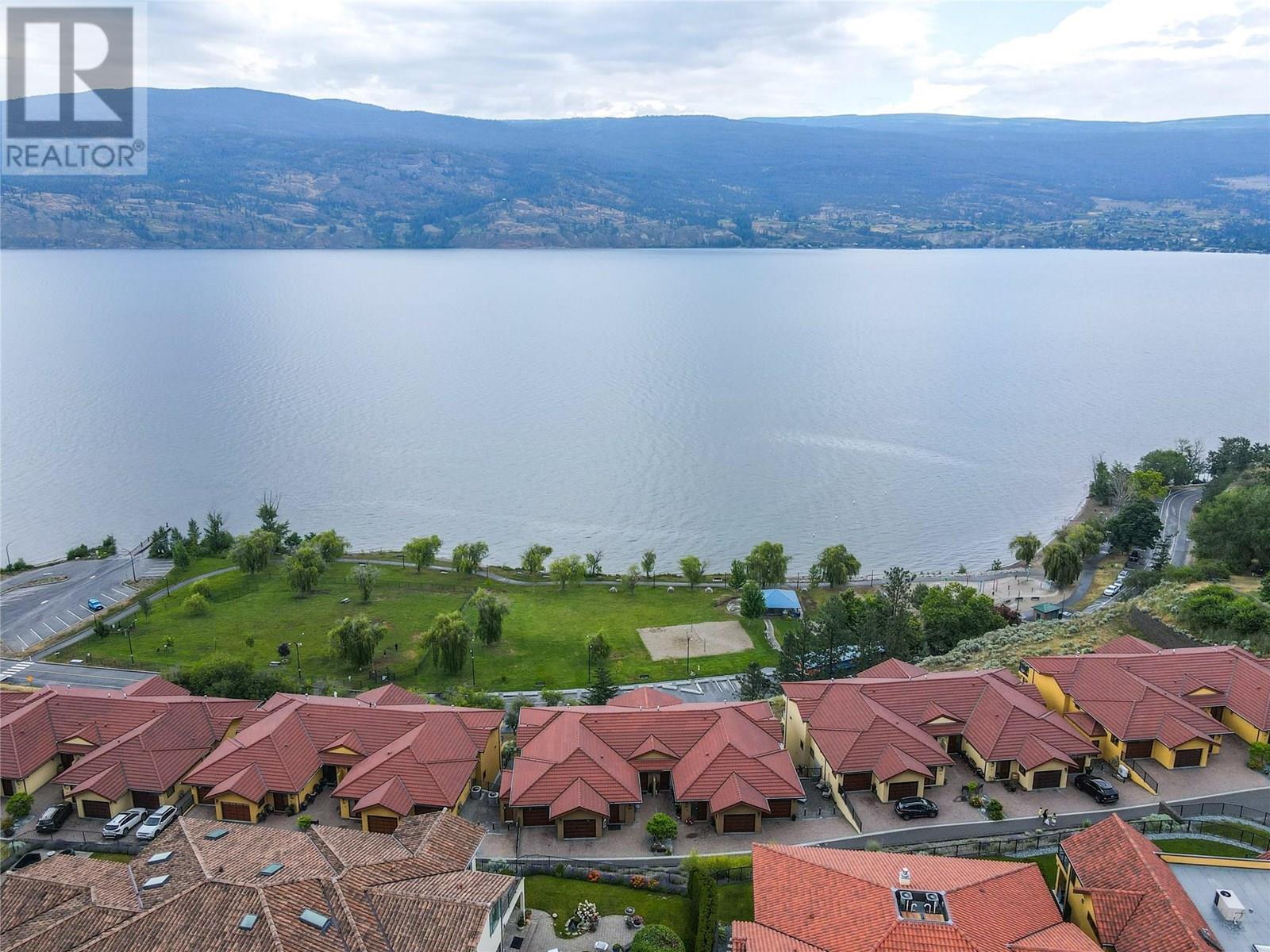 105 14419 Downtown Avenue, Summerland