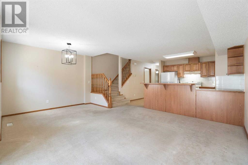 Single Family House for Sale in  Saddletree Court NE Saddle Ridge Calgary 