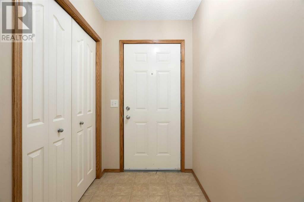 Single Family House for Sale in  Saddletree Court NE Saddle Ridge Calgary 