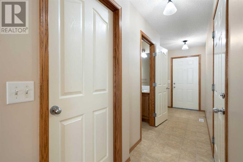 Single Family House for Sale in  Saddletree Court NE Saddle Ridge Calgary 