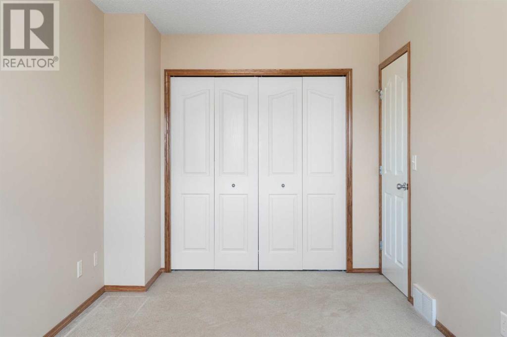 Single Family House for Sale in  Saddletree Court NE Saddle Ridge Calgary 