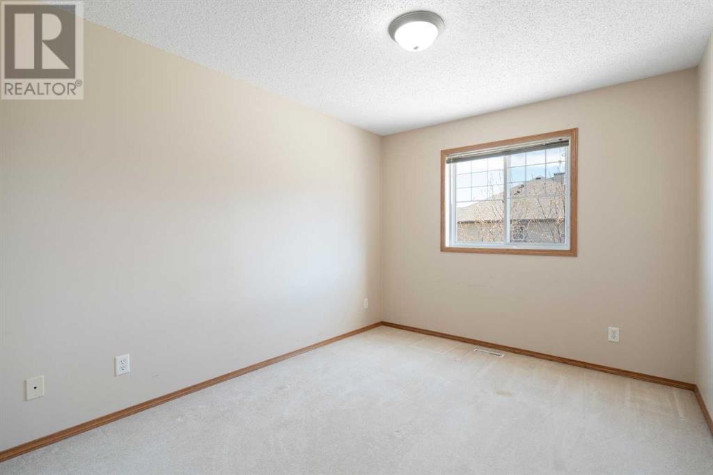 Single Family House for Sale in  Saddletree Court NE Saddle Ridge Calgary 