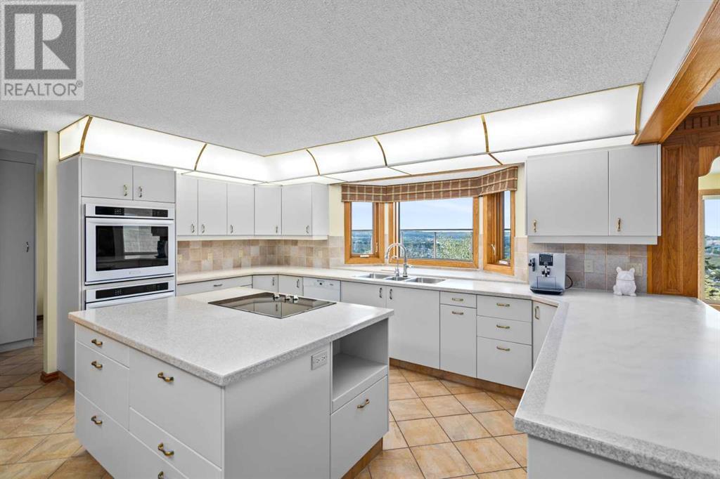 Single Family House for Sale in  Patterson Drive SW Patterson Calgary 