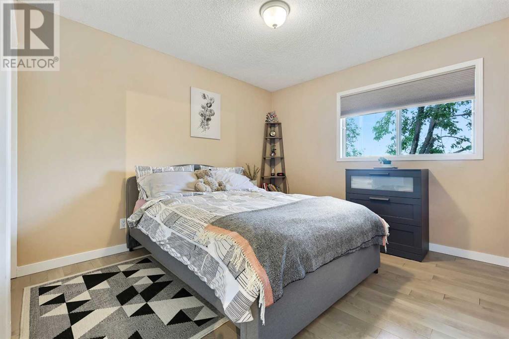 Single Family House Bungalow for Sale in  Coach Side Terrace SW Coach Hill Calgary 