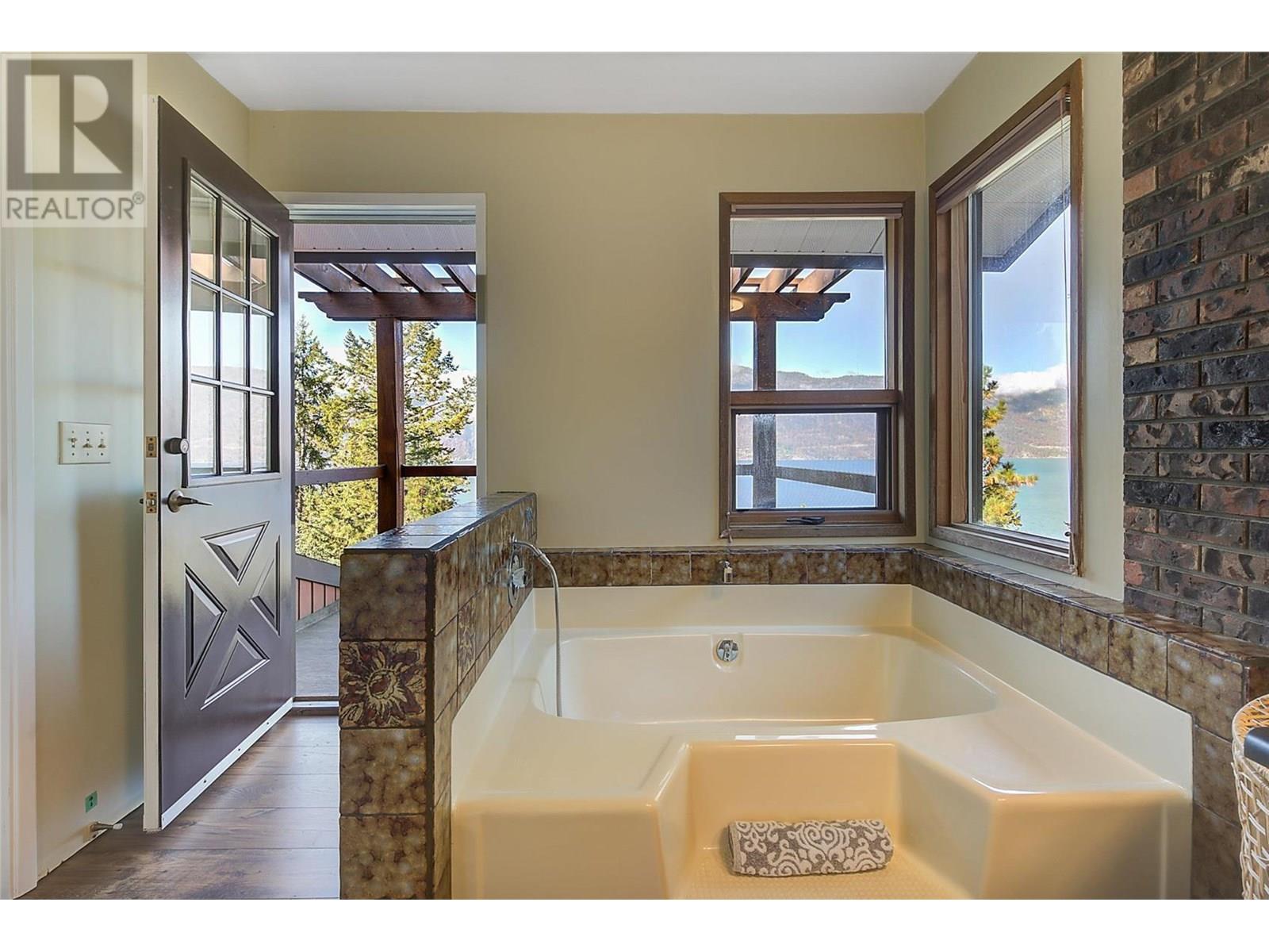  4386 Finch Road, Lake Country