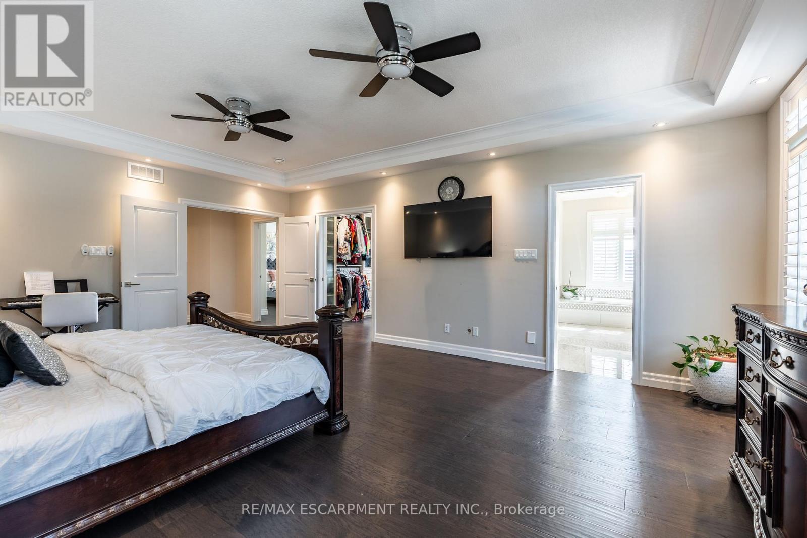 Photo 19 of 10 Harper Boulevard, Brantford ON