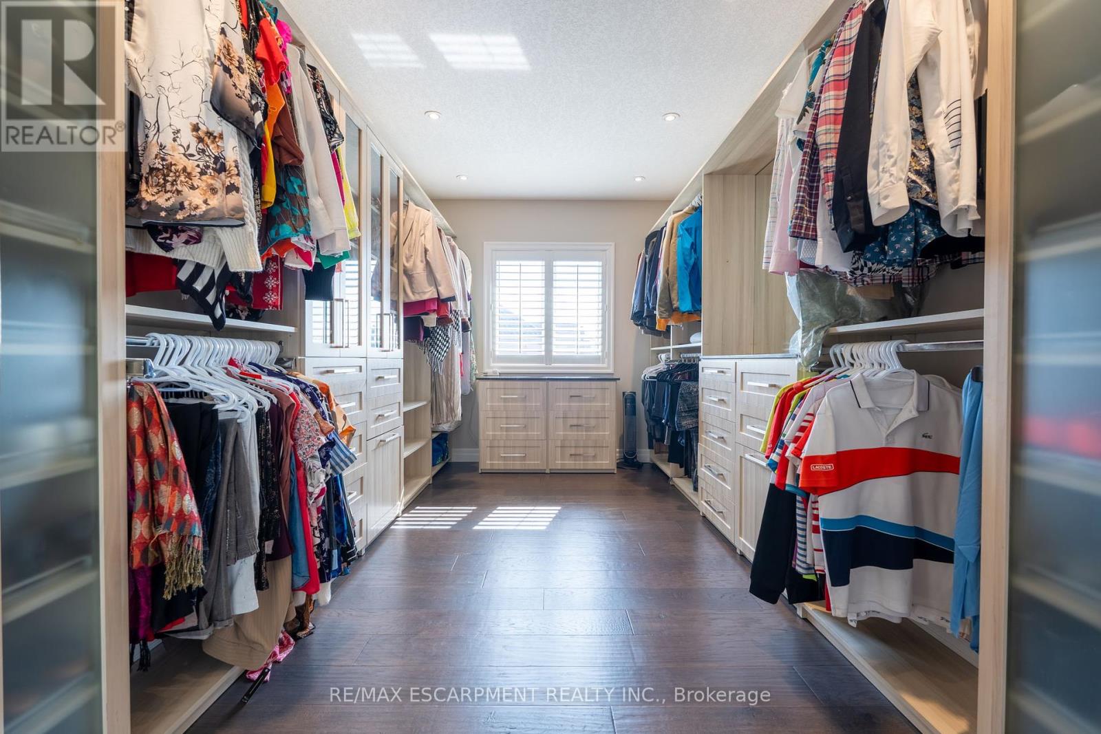 Photo 22 of 10 Harper Boulevard, Brantford ON