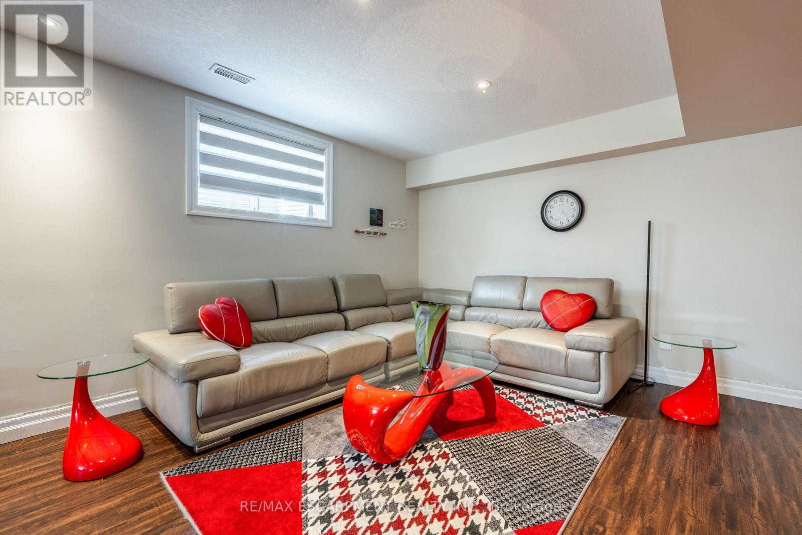 Photo 41 of 10 Harper Boulevard, Brantford ON
