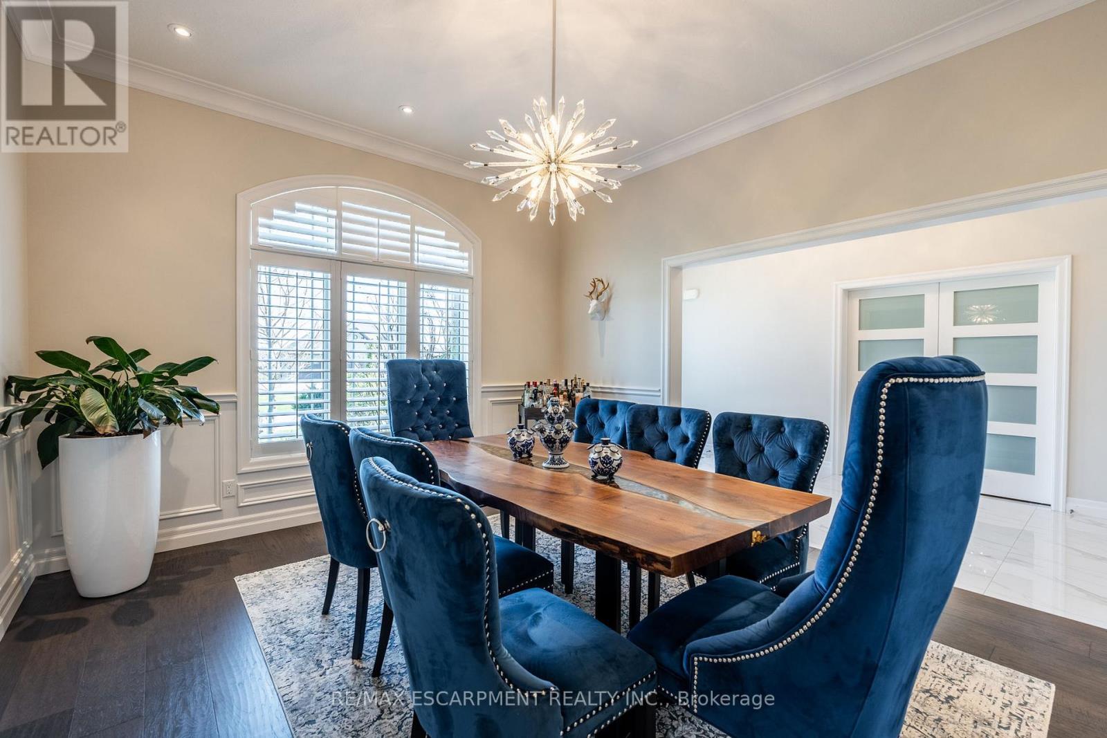 Photo 5 of 10 Harper Boulevard, Brantford ON