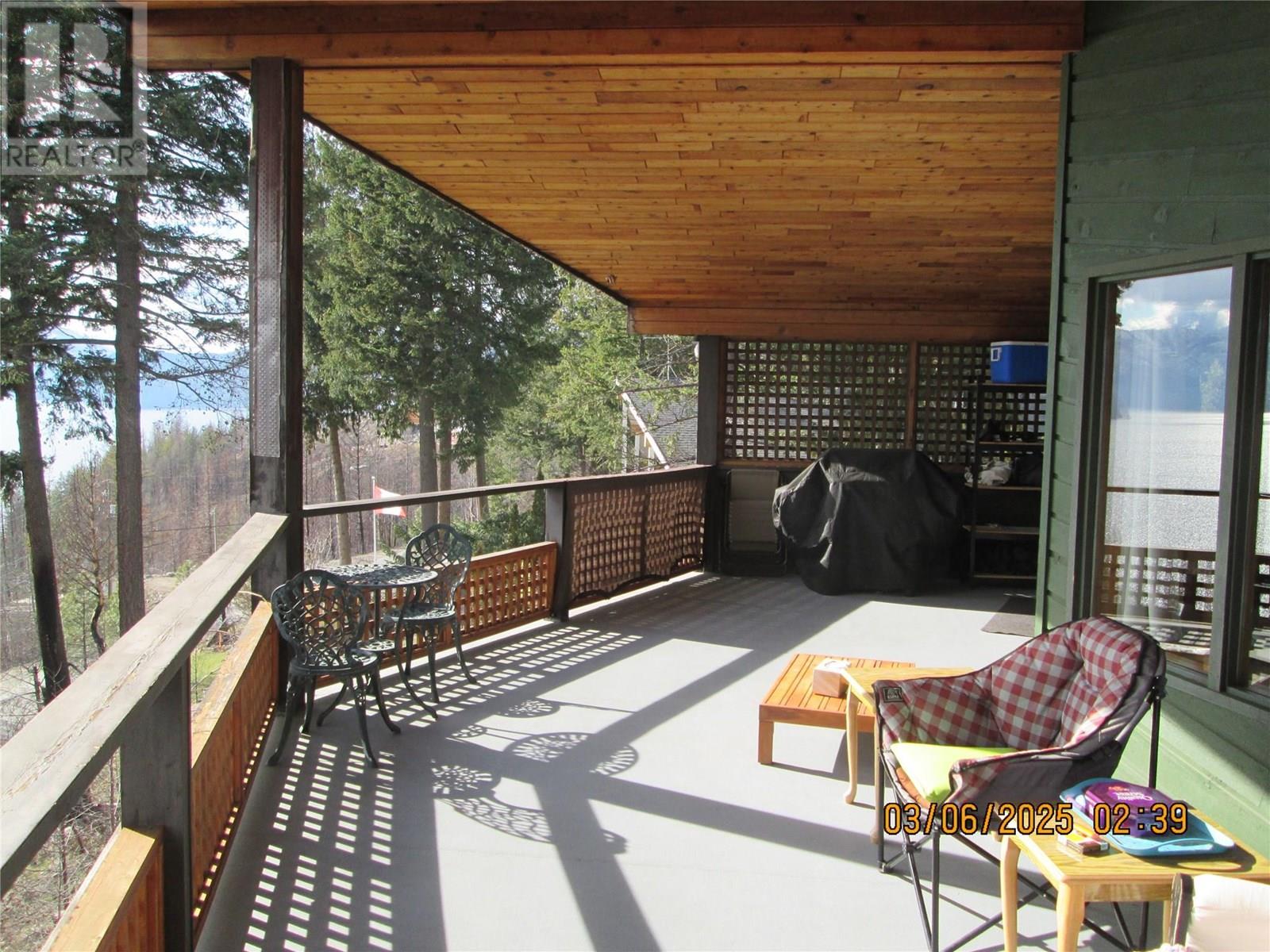 Photo 7 of 5305 Meadow Creek Crescent, Celista BC
